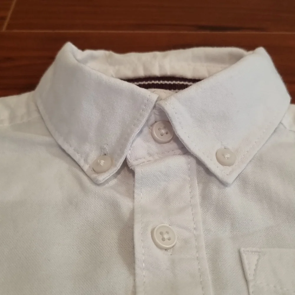 The Children's Place Button Down White Size 3T